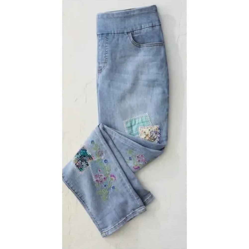 NWOT COLDWATER CREEK Womens' Petals & Patches Embroidered Pull On Jeans Sz 16P - Picture 2 of 8